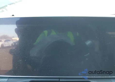 2024 Mercedes-Benz C 300 z USA, uszkodzony, nr VIN W1KAF4GBXRR170477